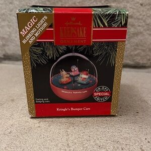 Hallmark Keepsake Ornament with Magic Lights Kringle’s Bumper Cars
